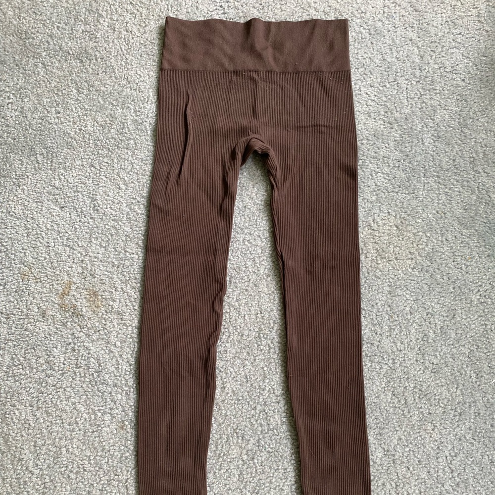 Brown ribbed leggings